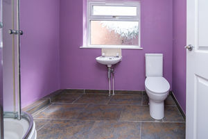 GROUND FLOOR SHOWER ROOM- click for photo gallery